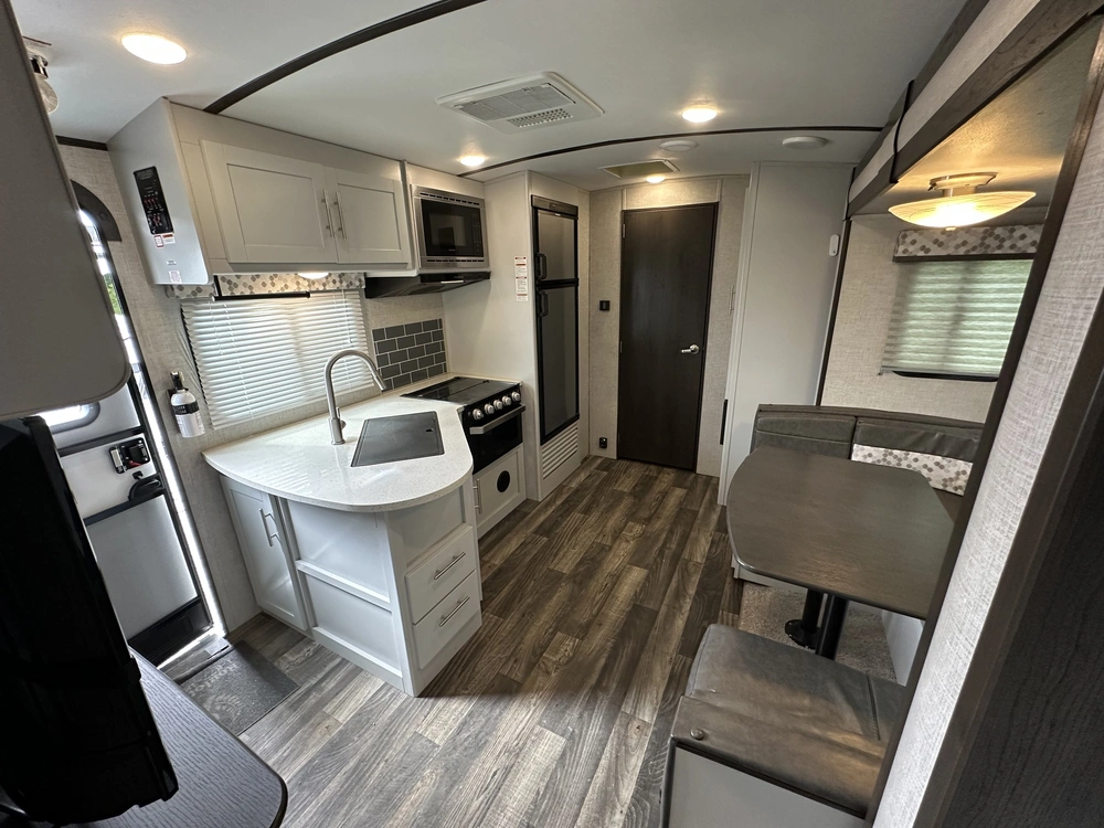 Keystone Rv Bullet 22rbp 2019 alt