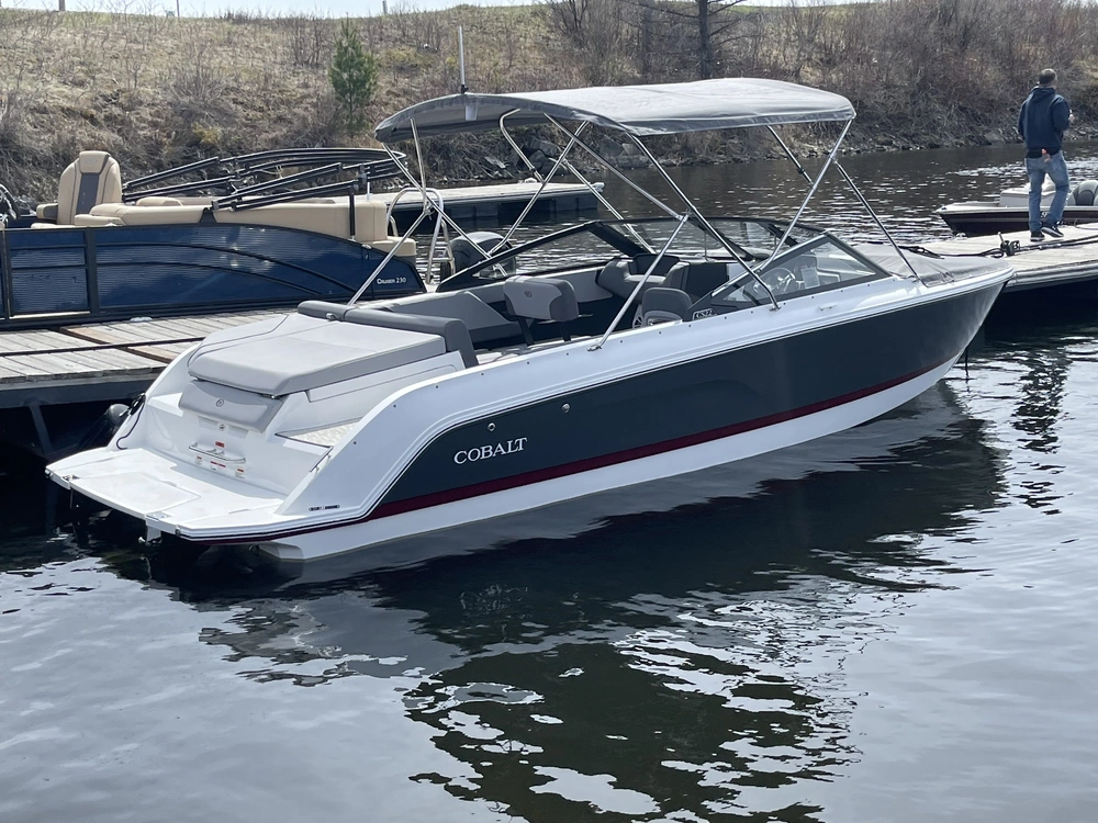 2025 Cobalt Boats Cs22 alt