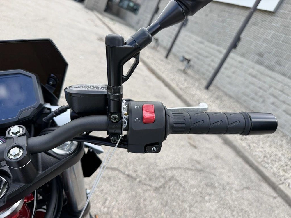 2026 Kawasaki Z500 Se Abs alt