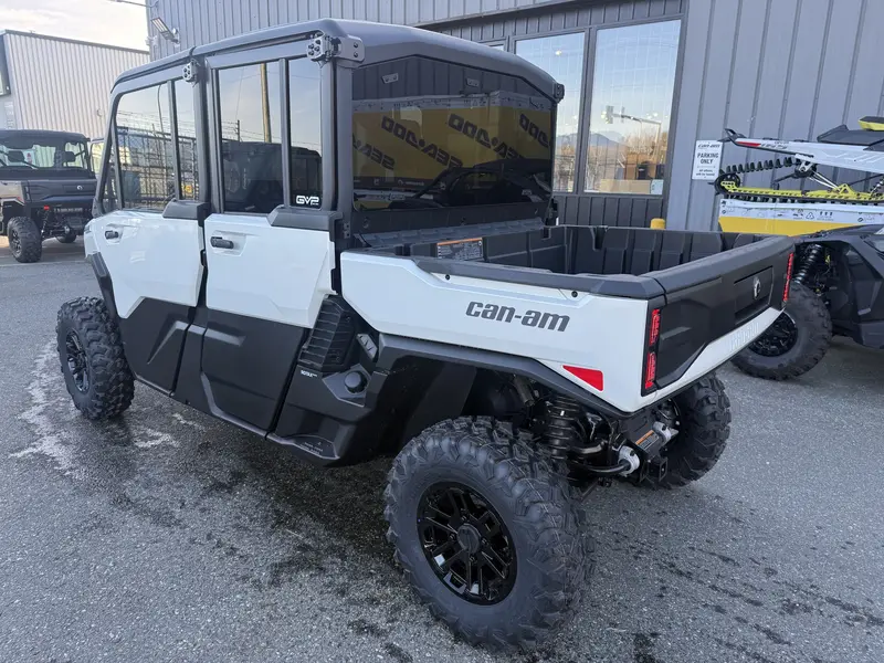 2026 Can-Am DEFENDER MAX LIMITED CAB HD11 thumbnail 5