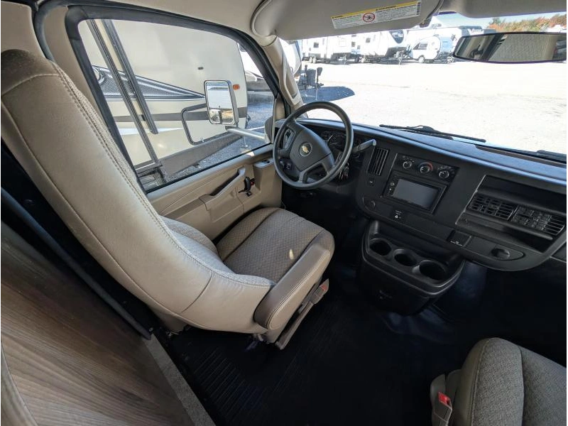 Coachmen Freelander 27qb 2018 alt
