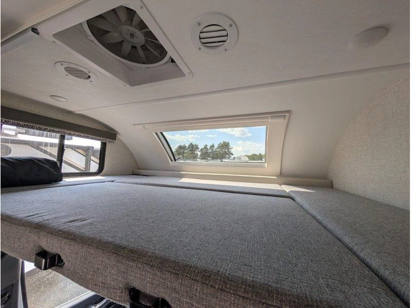 Thor Motor Coach Echelon Mb24 2024 alt