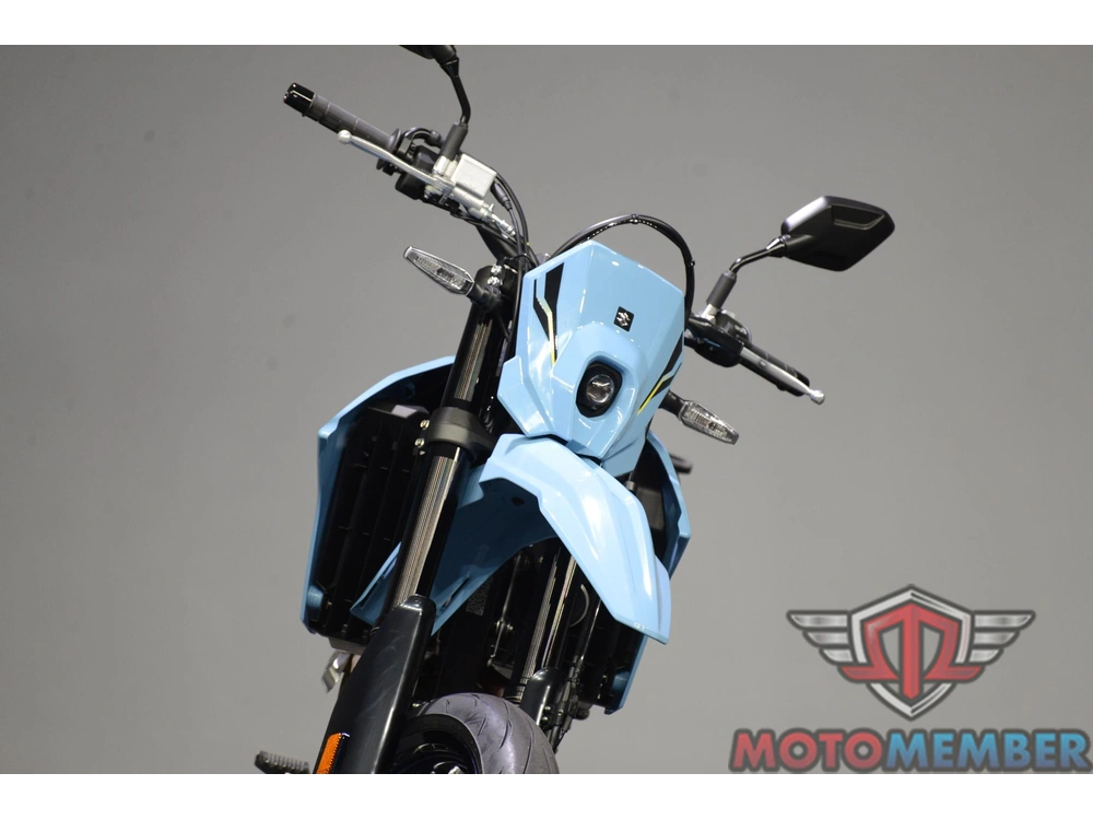 2025 Suzuki Dr-z4sm alt