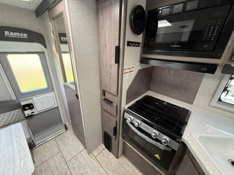 Lance Camper Lance 850 2026 alt
