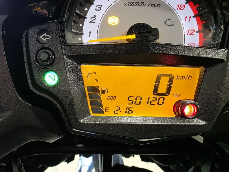2015 Kawasaki KLE650 VERSYS thumbnail 11