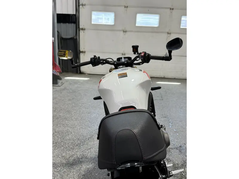 Yamaha XSR 900 2024