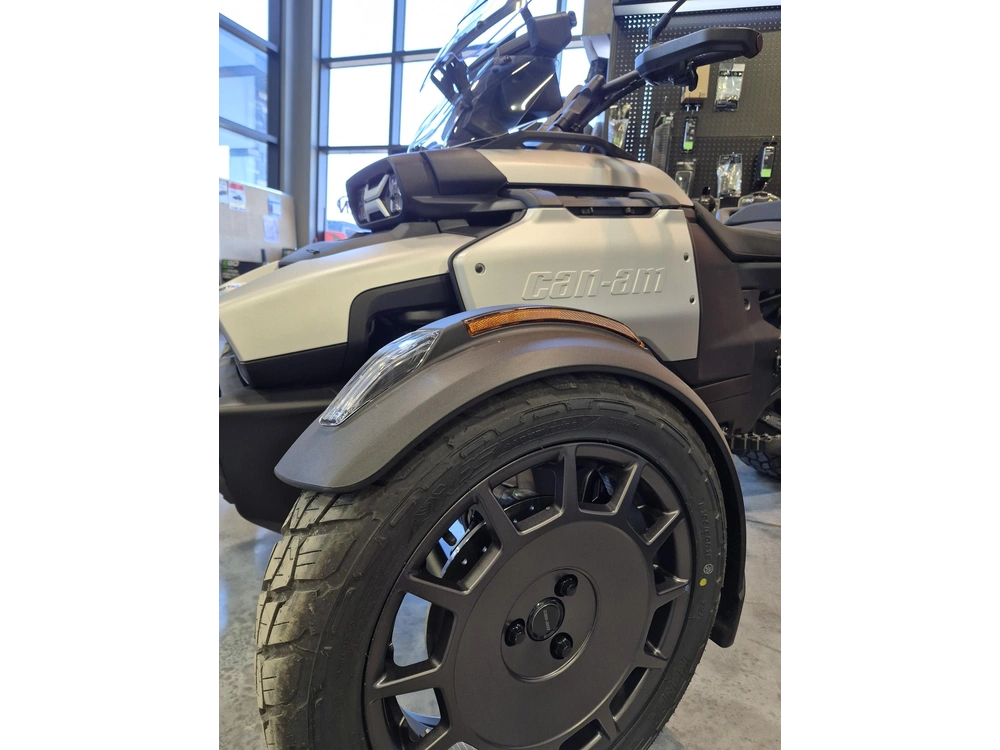2026 Can-am Canyon Standard Sterling Silver Satin alt