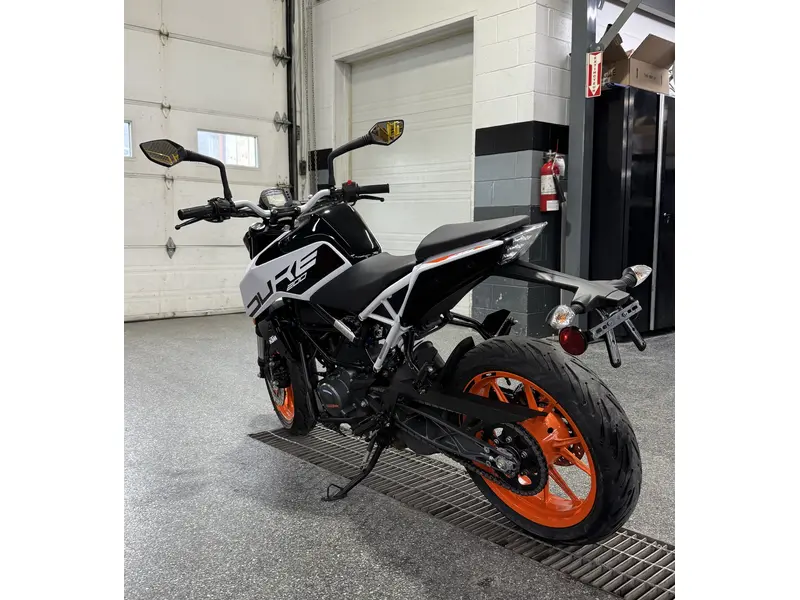 2020 KTM DUKE 200