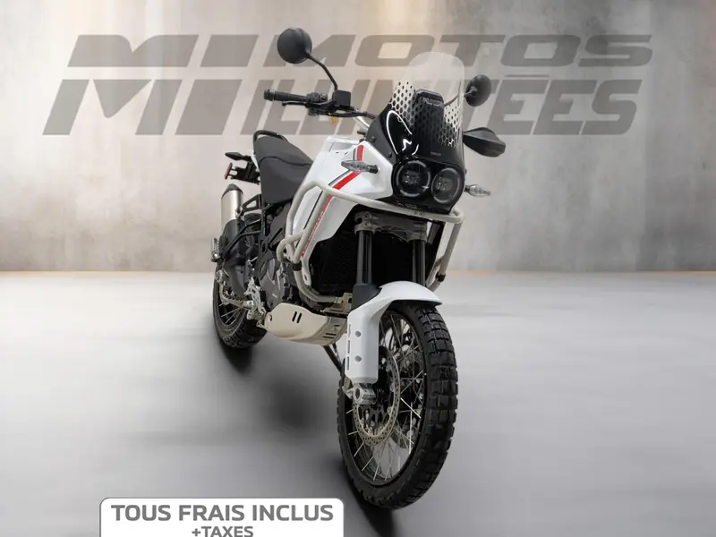 2024 Ducati Desert X thumbnail 2
