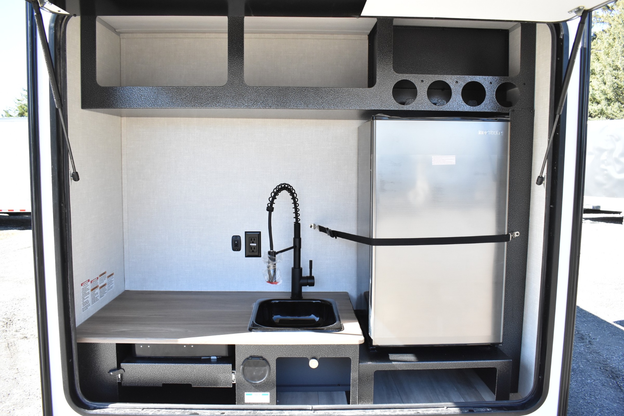 2025 Forest River Travel Trailer (IBEX) 10RK Single Axle thumbnail 6