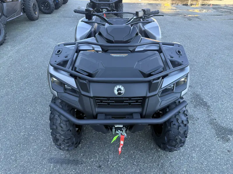 2026 Can-Am OUTLANDER XT 700 thumbnail 2