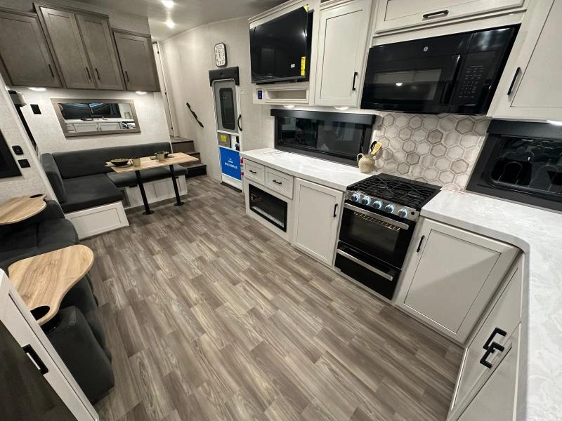 Jayco Eagle 27mlc 2027 alt
