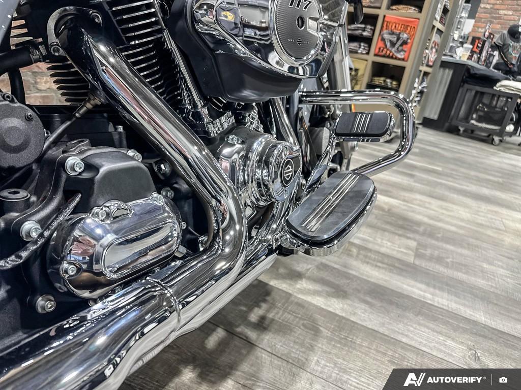 2026 Harley-Davidson STREET GLIDE thumbnail 9