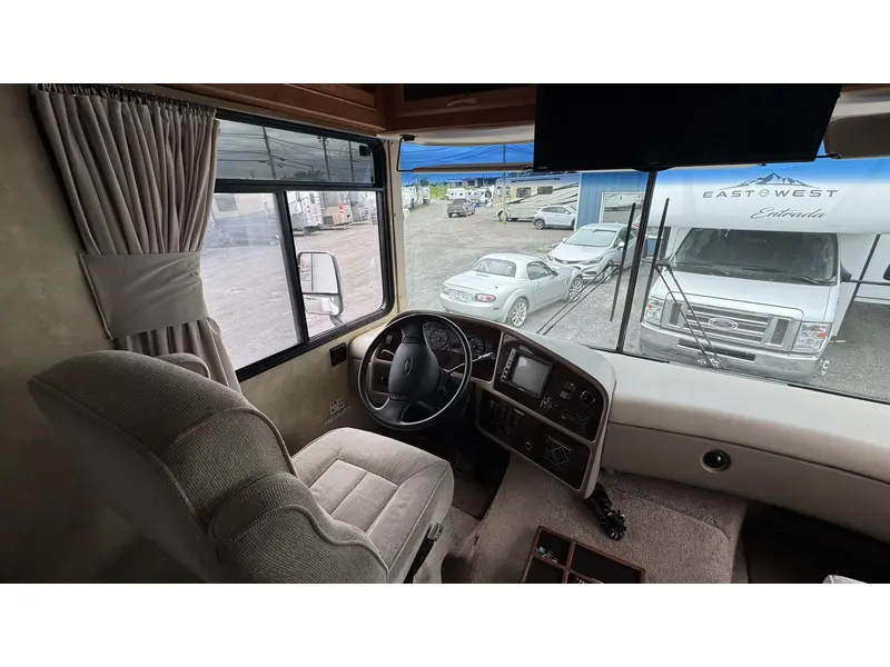2006 Forest River GEORGETOWN 319TS thumbnail 6