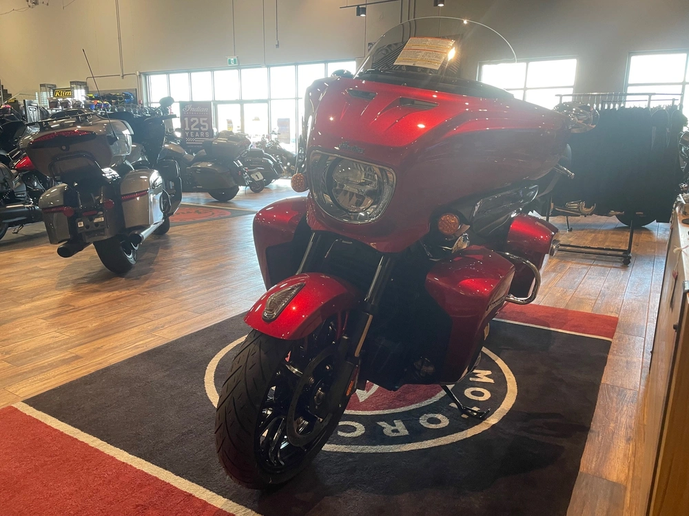 2026 Indian Motorcycle Roadmaster Pp Lt 112 - Sunset Red Mtllc alt