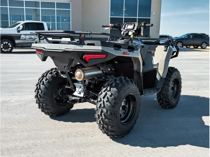 2026 Polaris Sportsman 570 EPS // Desert Sand thumbnail 10
