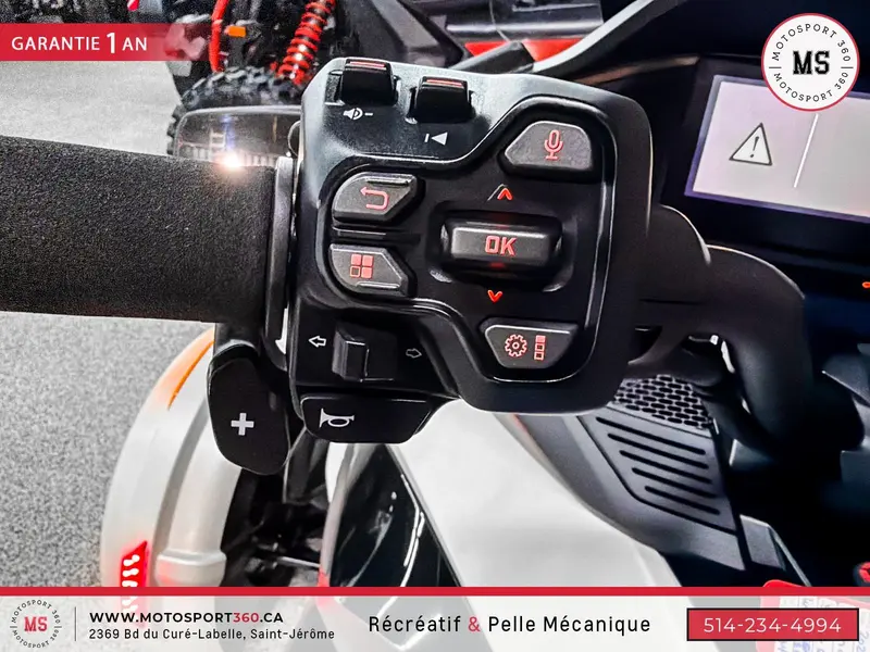 2024 Can-Am SPYDER RT LIMITED SEA TO SKY BAS MILAGE ! thumbnail 15