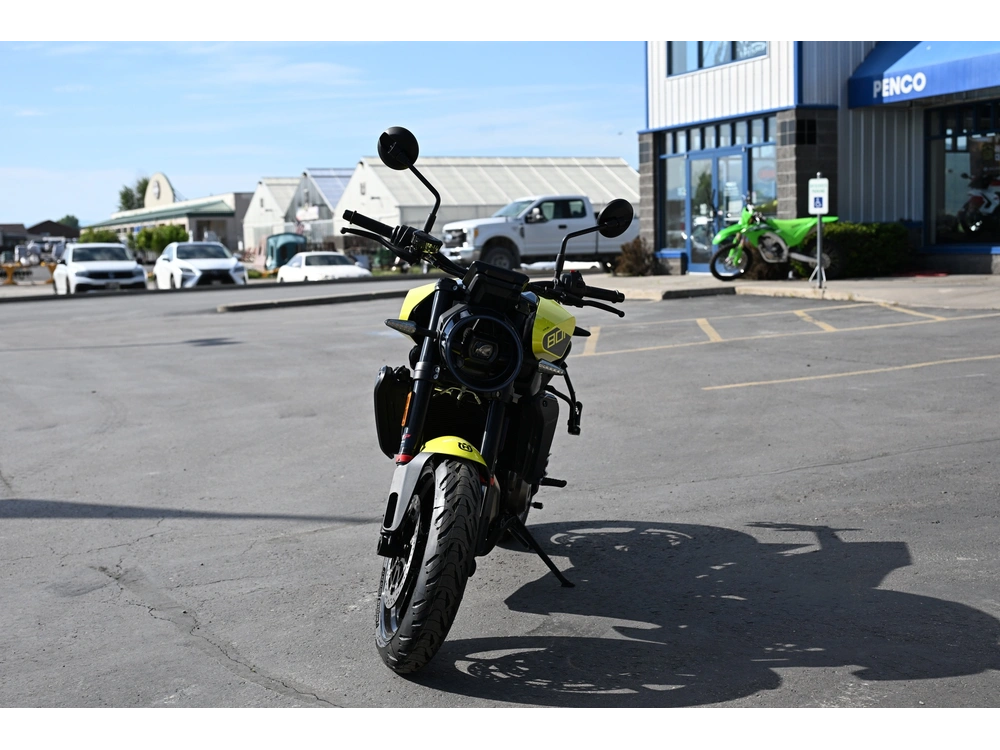 2026 Husqvarna Vitpiln 801 alt