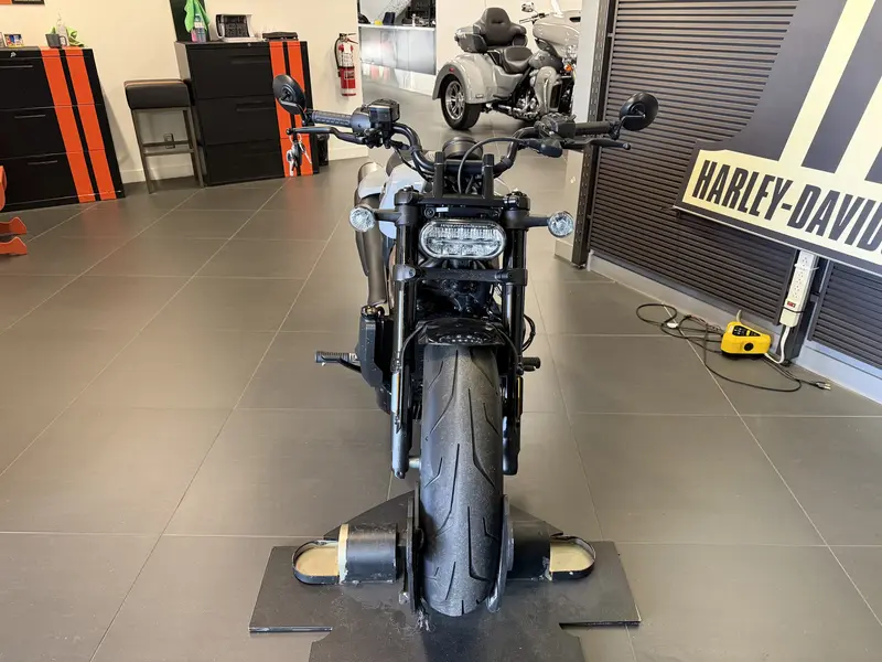 2024 Harley-Davidson RH1250S SPORTSTER S RH1250S thumbnail 3