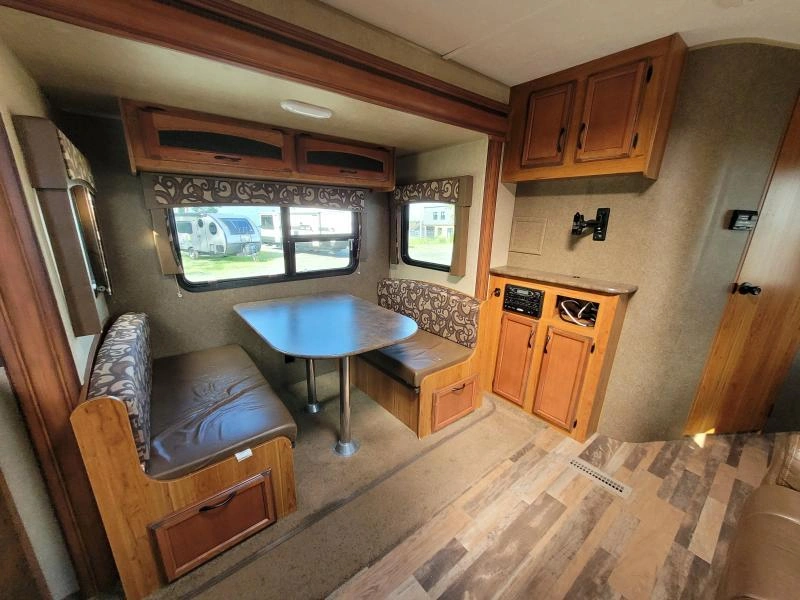 Starcraft Autumn Ridge 266rk 2015 alt
