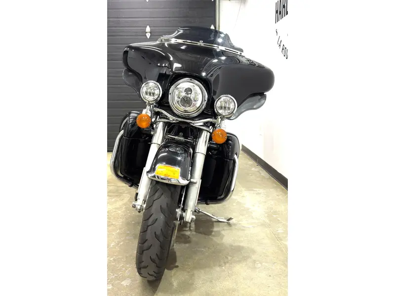 2012 Harley-Davidson ELECTRA GLIDE ULTRA LTD FLHTK thumbnail 3