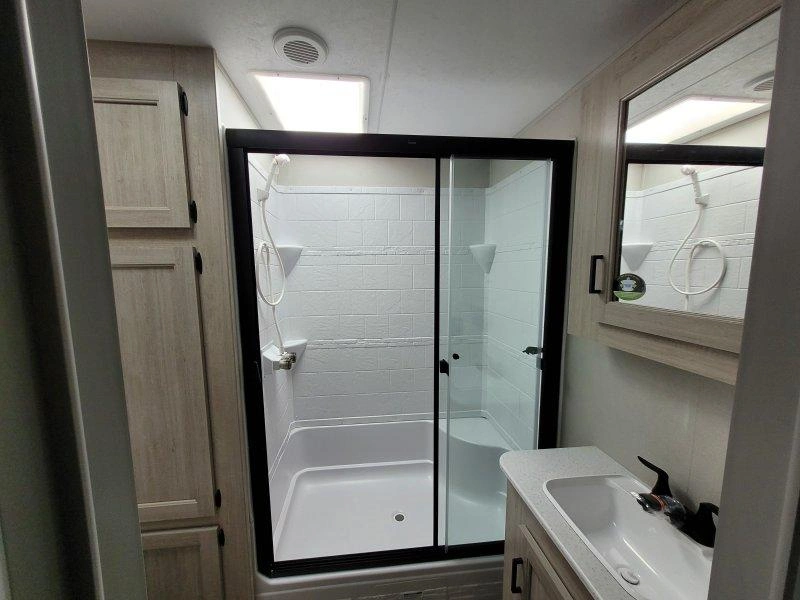 Coachmen Catalina 40bhts 2026 alt