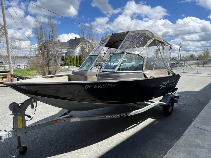 2016 Princecraft NANOOK DLX WS + 90HP thumbnail 3