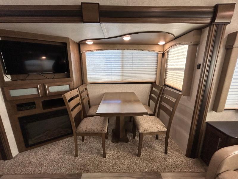 2019 Keystone RV Cougar thumbnail 17