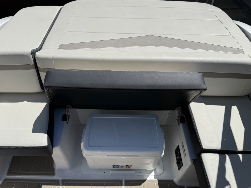 2025 Monterey Boats M20 Series alt