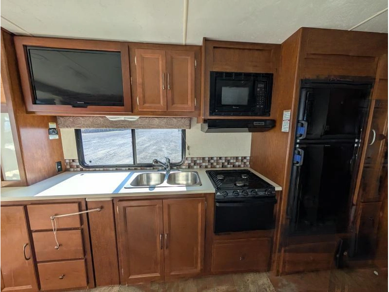 Coachmen Pursuit 31db 2014 alt
