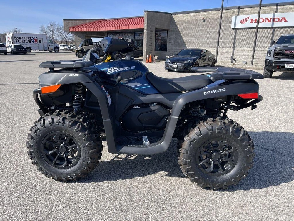 2026 Cfmoto Cforce 600 alt