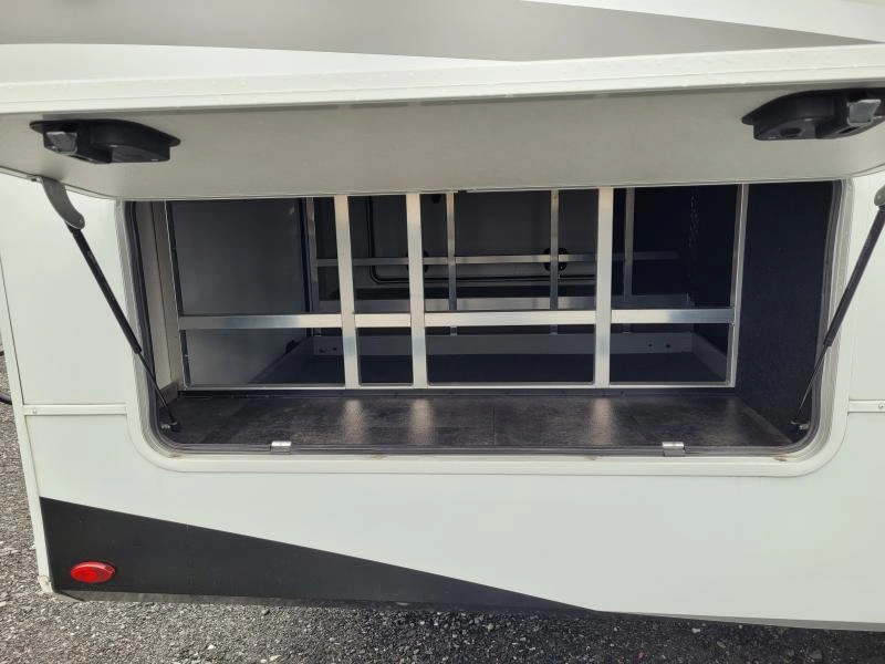 Grand Design Solitude 380fl 2023 alt