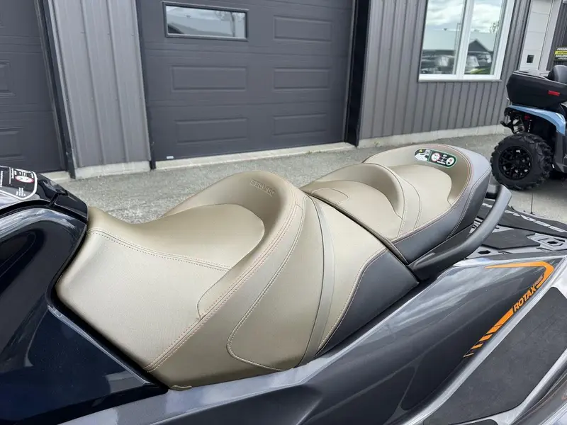 2023 Sea-Doo GTX 230 AUDIO thumbnail 6