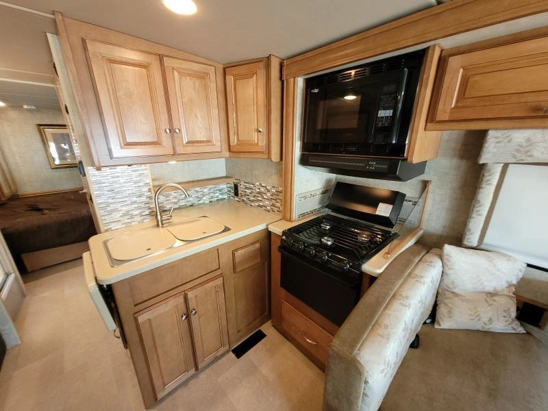 Itasca Sunstar Lx 30t 2016 alt