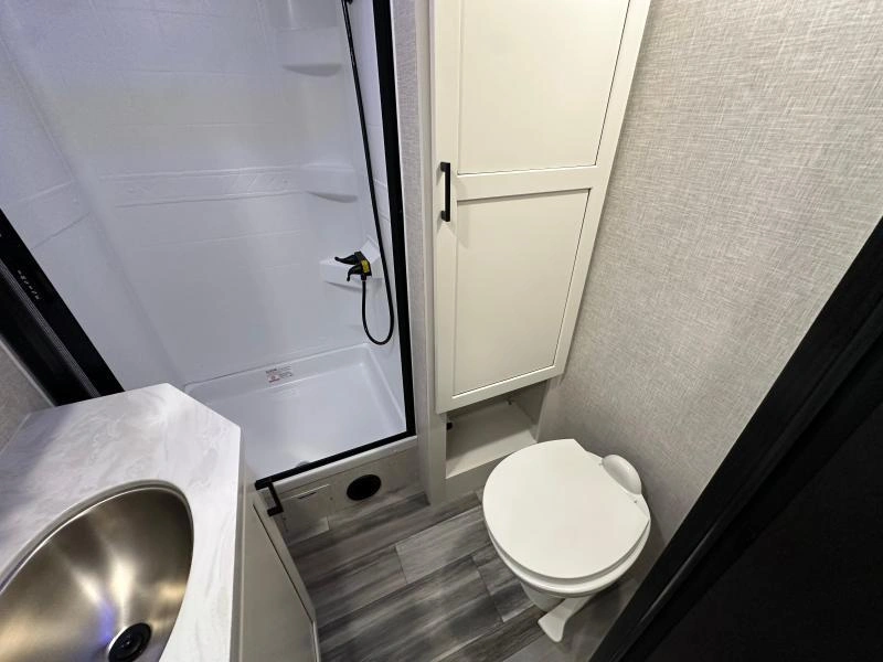 2027 Jayco Jay Feather 27mk alt