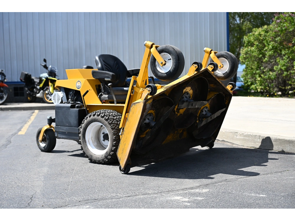2017 Walker Mh38i & 64" Deck alt