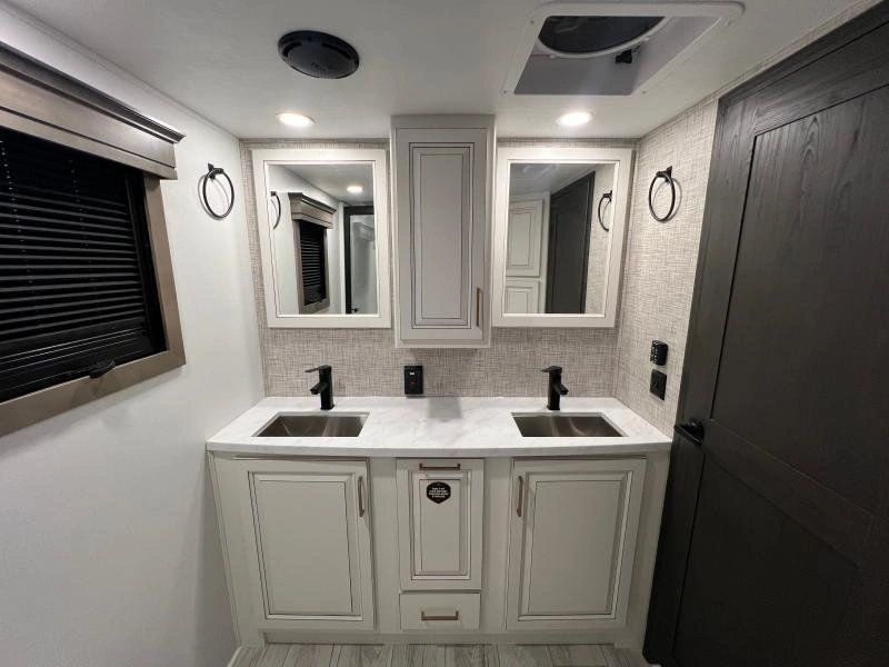 Keystone Rv Montana 3231ck 2025 alt