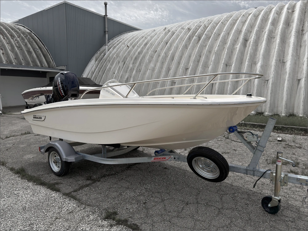 2026 Boston Whaler 130 Super Sport alt