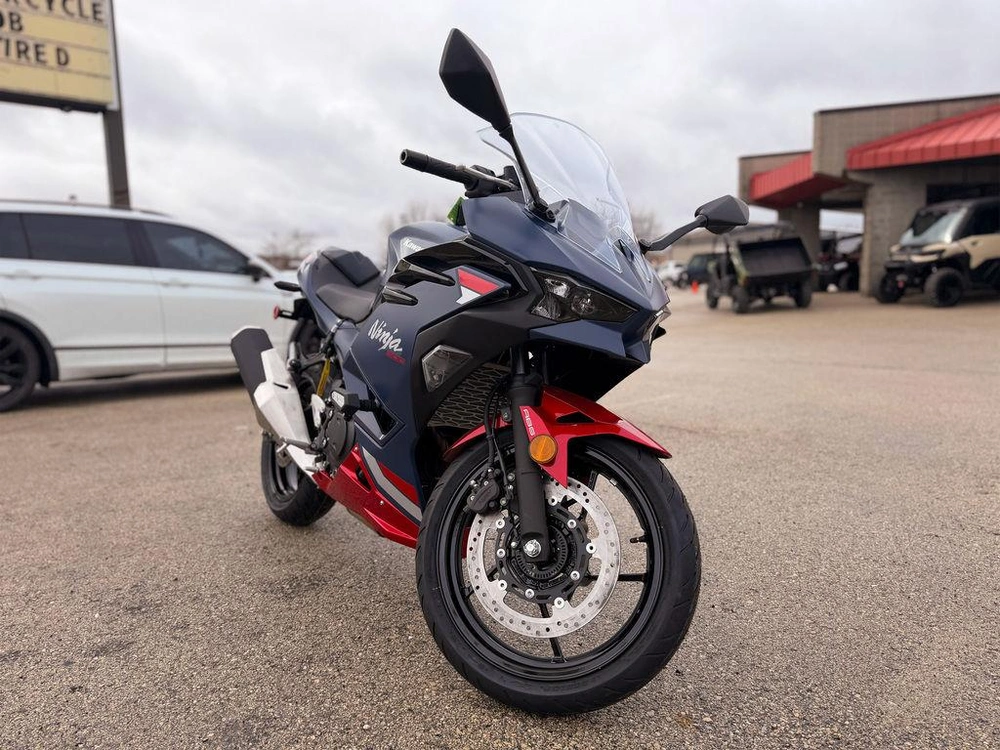 2026 Kawasaki Ninja® 500 Se Abs alt