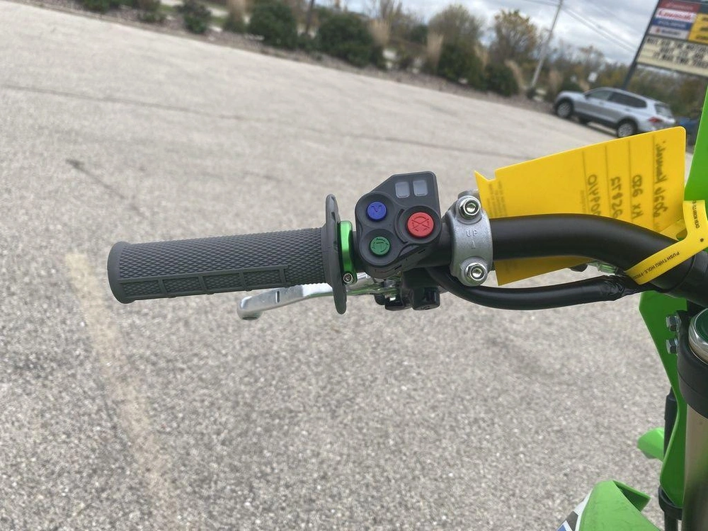 2026 Kawasaki Kx™250 alt