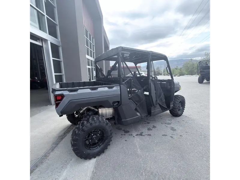 2026 Polaris RANGER CREW XP 1000 Premium thumbnail 3