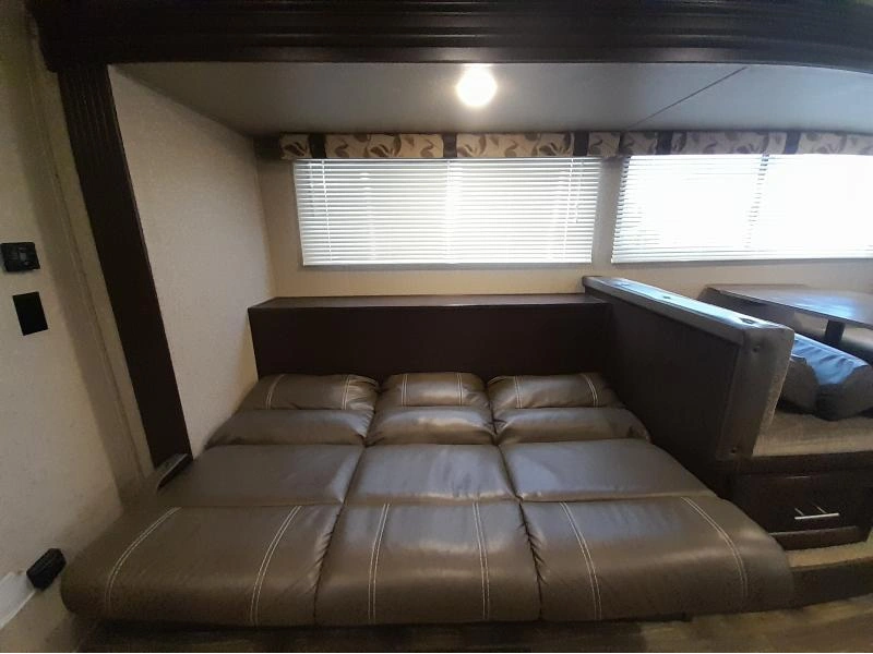Forest River Cherokee Grey Wolf 26cks 2017 alt