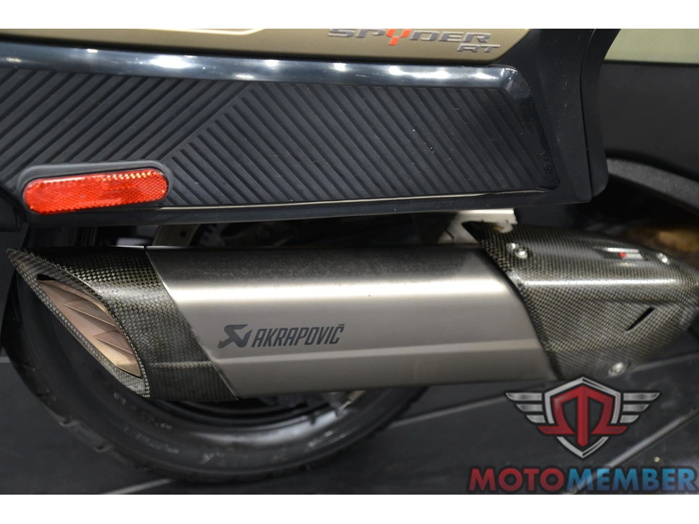 2021 Can-am Spyder Rt Sea-to-sky alt