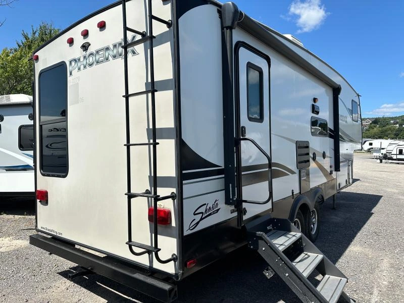 Shasta Phoenix 25mk 2020 alt