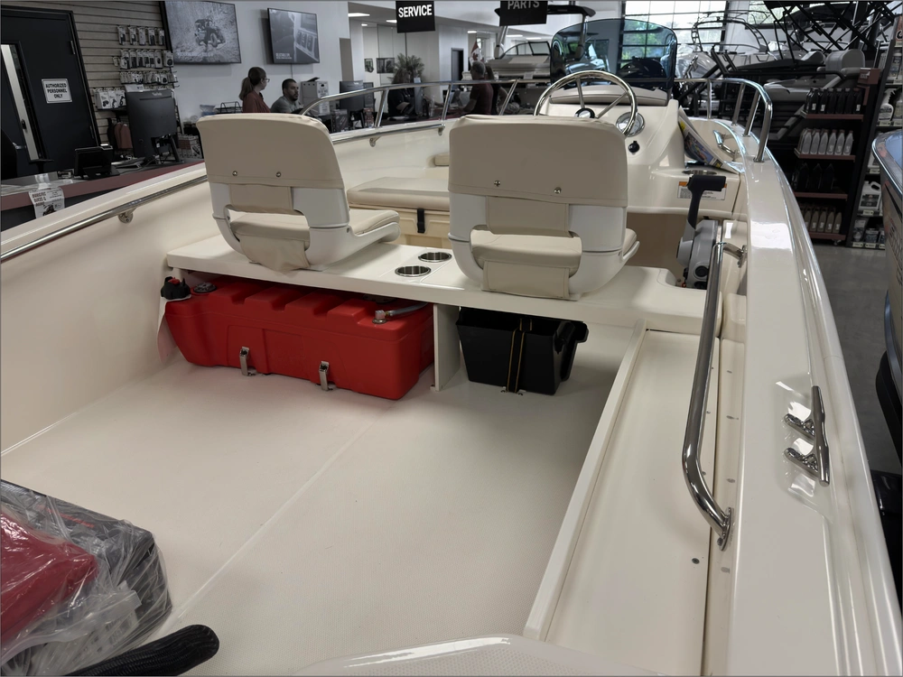 2026 Boston Whaler 160 Super Sport alt