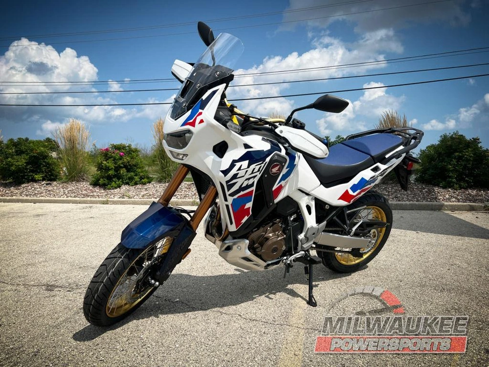 2025 Honda Africa Twin Adventure Sports Es alt