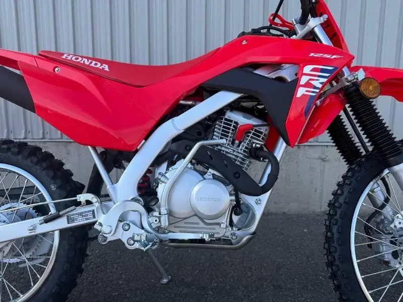 2026 Honda CRF125FB thumbnail 4