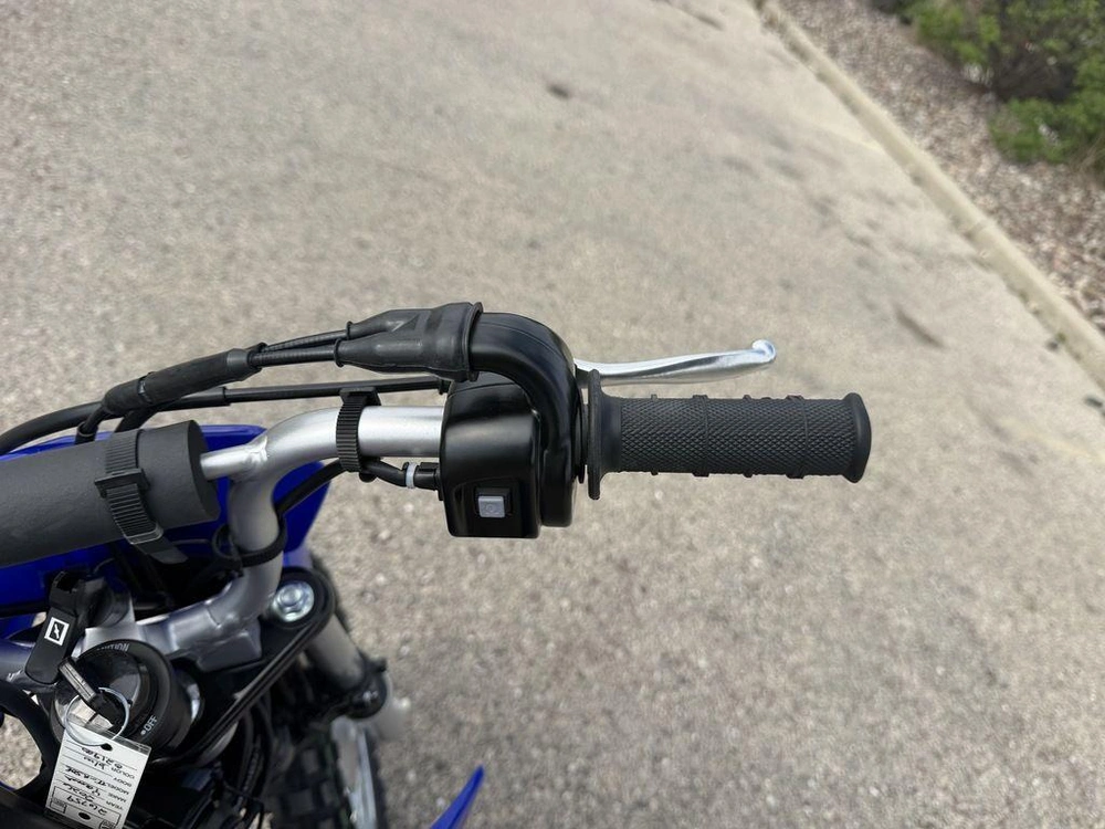 2026 Yamaha Tt-r50e alt