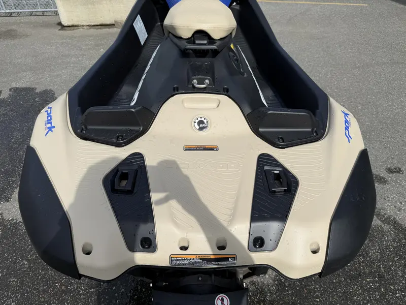2025 Sea-Doo SPARK™ 1UP TRIXX-90 thumbnail 10