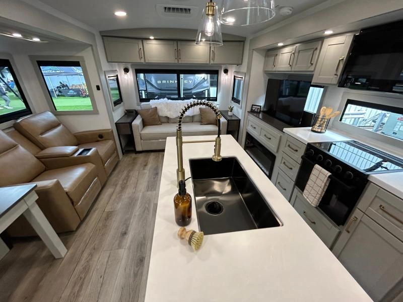 2027 Brinkley Z Air Z297 alt